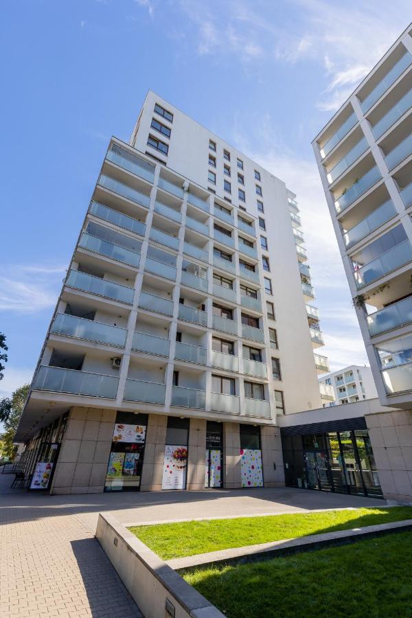 Osiedle Intenso Warszawa Wola By Noclegi Renters Экстерьер фото